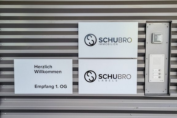 Kleine Tafeln, Fassade, Aluminium