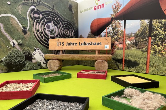 Bank, Druck, Licht, Messe, Wand