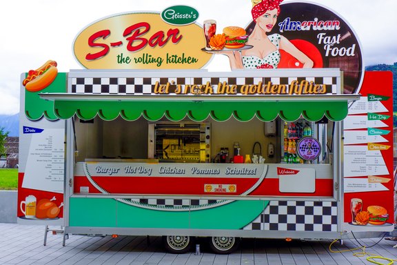 Imbisswagen S-Bar Plattendruck, Folierung