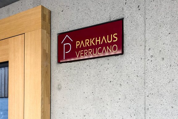 Hinweisschild Hinweisschild.jpg