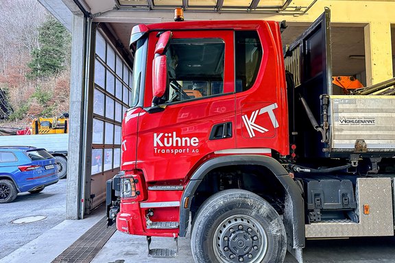 Kühne Transport - Lastwagen Konturschnitt