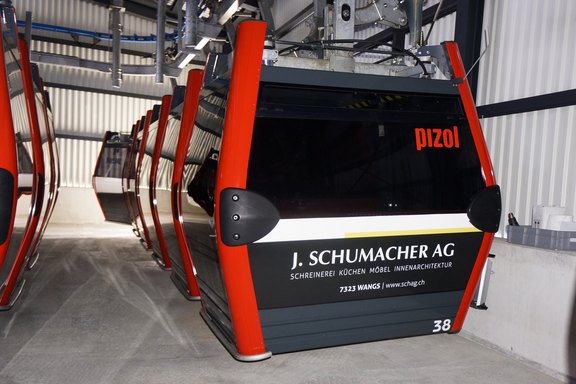Gondelbeschriftung, Werbung, Berge, 