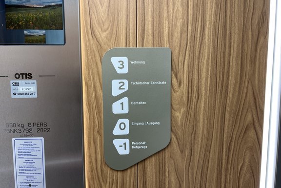 Liftbeschriftung.JPG  