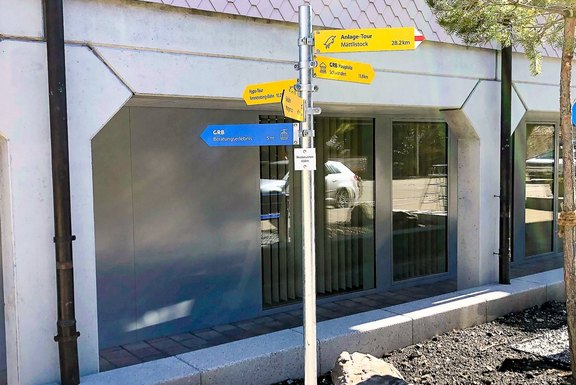 Wegweiser, Hinweis, Pfosten, Standort