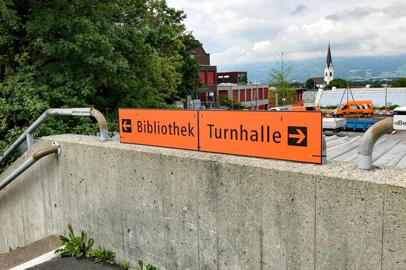 Baustellensignale, Umweg, Schilder, Pfeile