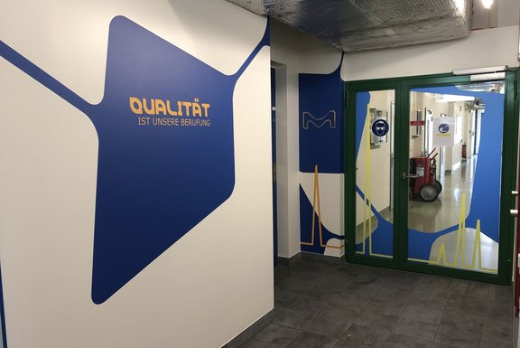Merck_Übersicht_blau.jpg  
