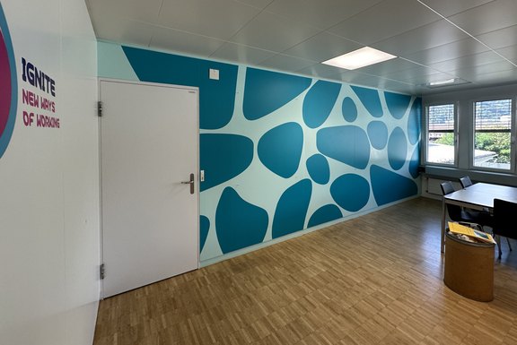 Merck_Wandbeschichtung_Büro.JPG  