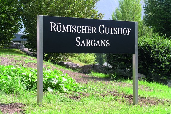 Schild, Montage, freistehend