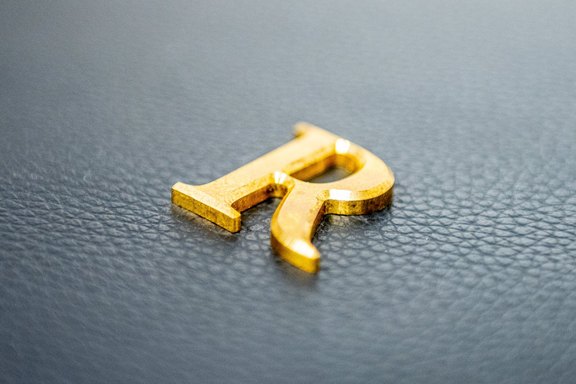 Messingbuchstaben, Metall, Phase, lackieren, Drucken, fräsen