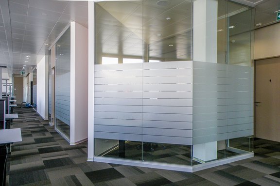 Bürobeschriftung, Trennwände, Fenster