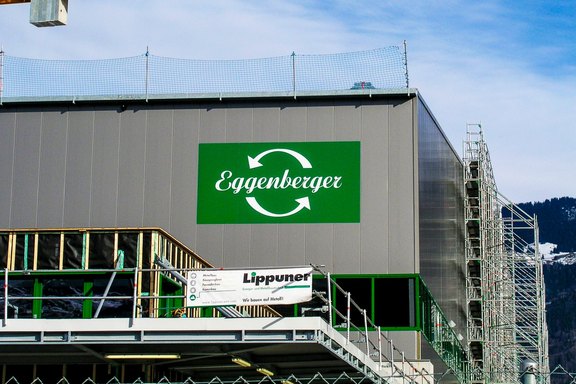 Eggenberger Recycling - Fassadentafel Aluminium, Druck, Digitaldruck, Farbe