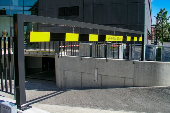 Höhenbegrenzung, Hinweise, Schild, Latte