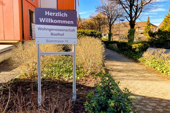 Schild, freistehend, Aluminium, Konstruktionen