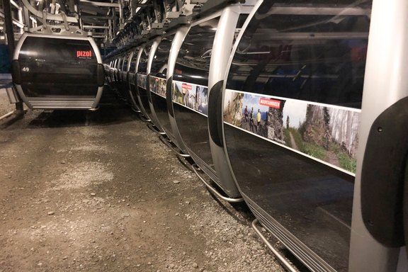 Gondeln, Pizolbahnen, Werbung, Kleber