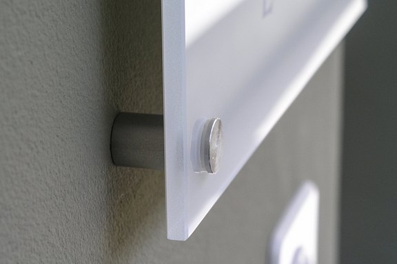 Wandmontage, Dekofix, Abstandhalter